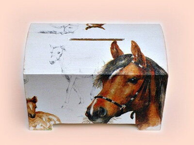 Dřevěná kasička - kůň