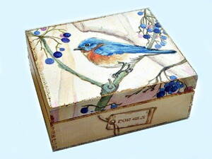 Dřevěná truhlička (šperkovnice) - modrý ptáček